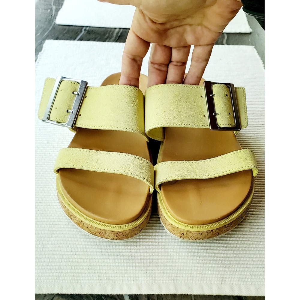 Sorel Roaming Buckle Slide Sandals Yellow Suede Women's 6.5 - Picture 2 of 6